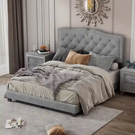 Lit capitonné en velours de taille Queen avec rivets